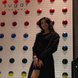 Meet your Posher, Angela